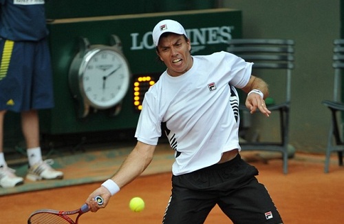 Carlos Berlocq pulled off the battle of nerves